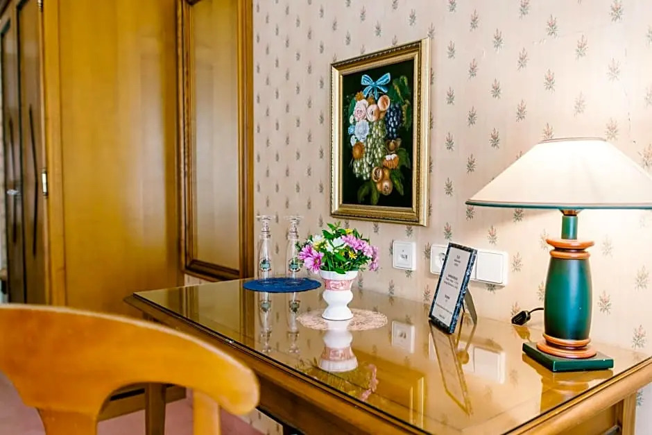 Landhaus Keller - Hotel & Restaurant