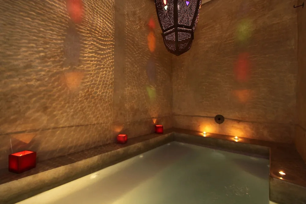 Riad O2