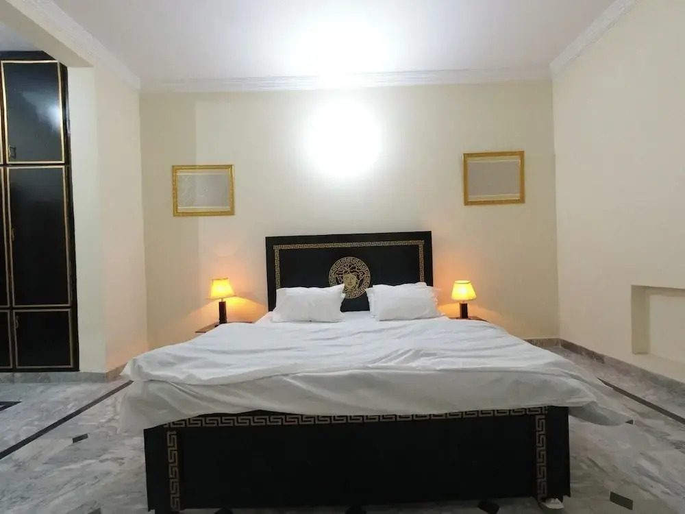 Room-cozy Guest Room in Rawalpindi - Sha