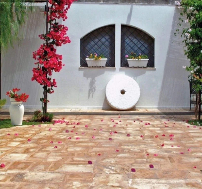 Stunning Quadruple Room in Ancient Masseria Near the sea in a Quiet Olive Trees