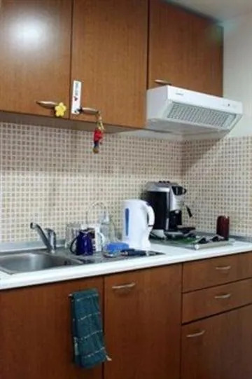 Golden Sun Apts