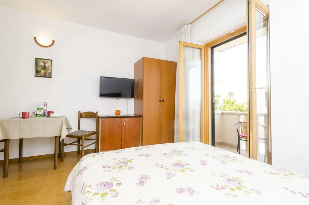 Cina Apartments