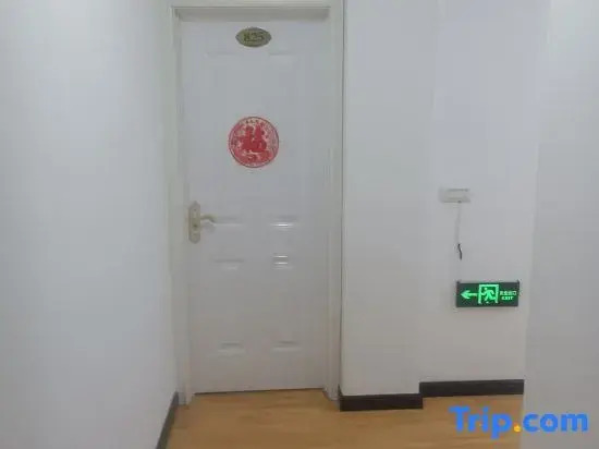 Slow Life Tea House Hotel