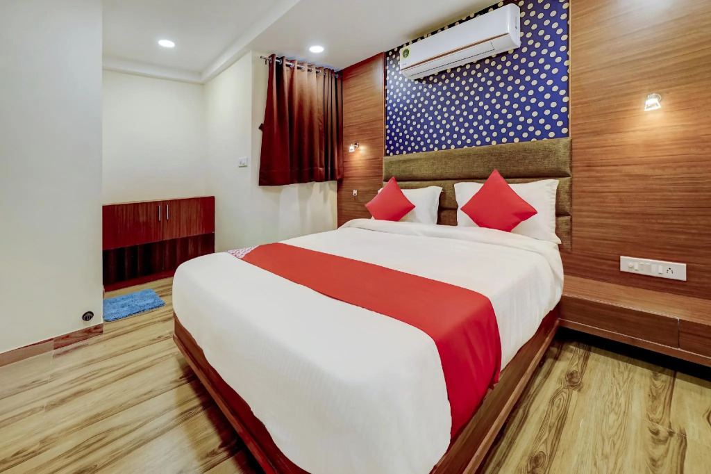OYO 67711 Hotel RJ Residency