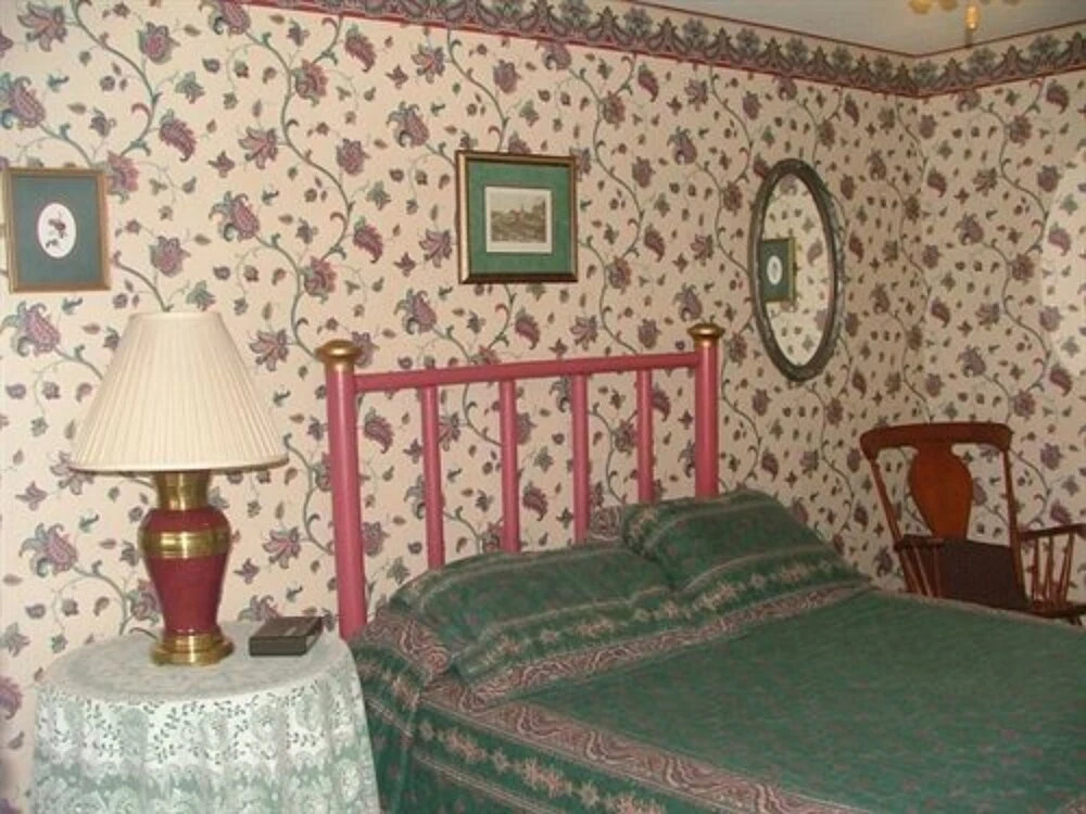 Thee Hubbell House