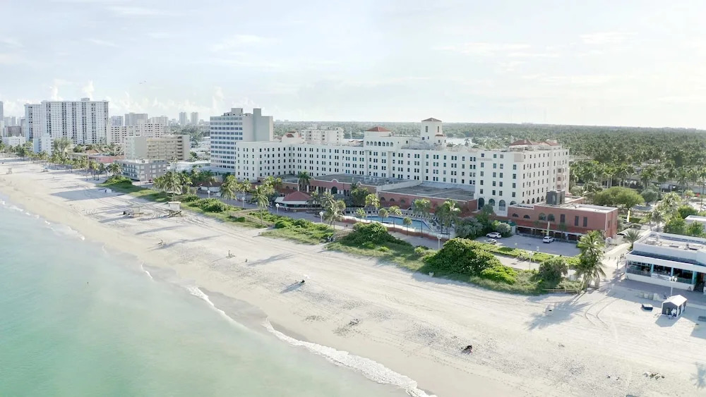 306 Studio Hollywood Beach