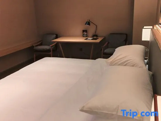 Vienna International Hotel (Bazhou Yuhua East Road Yichen Building)