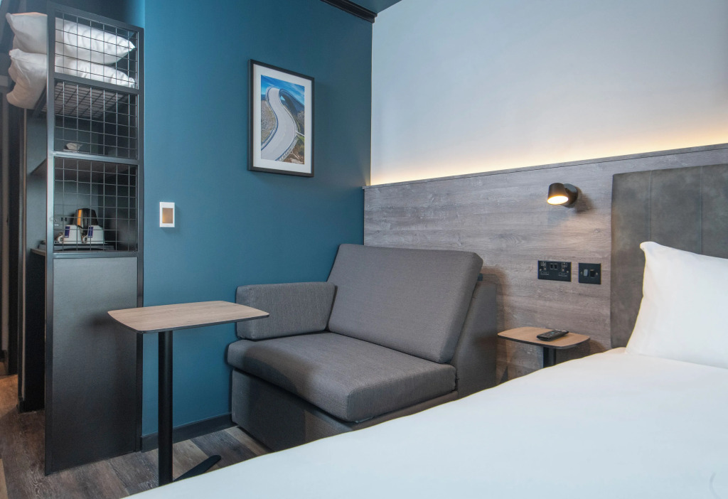 ibis Styles London Gatwick Airport