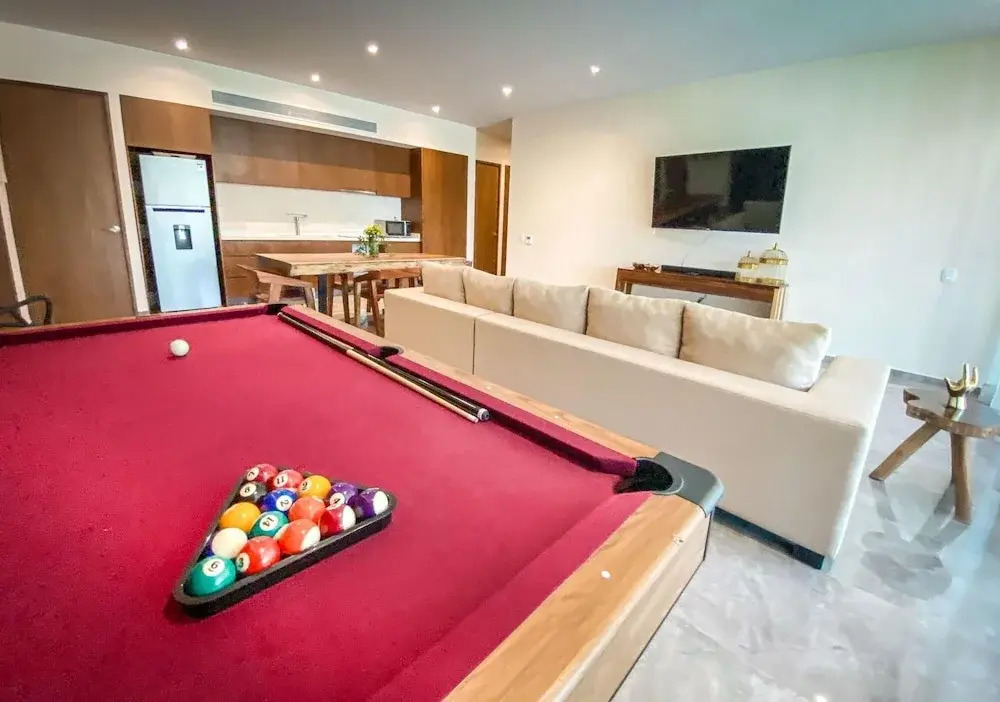 Friends and Family Luxury Apartment