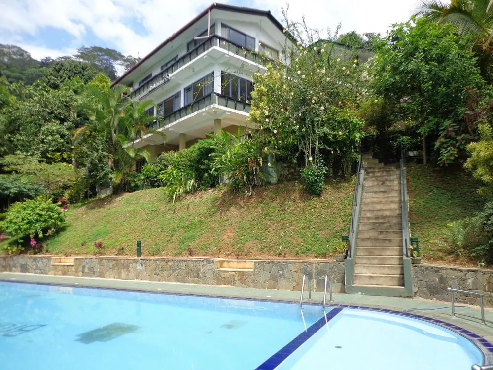 Brookside Resort