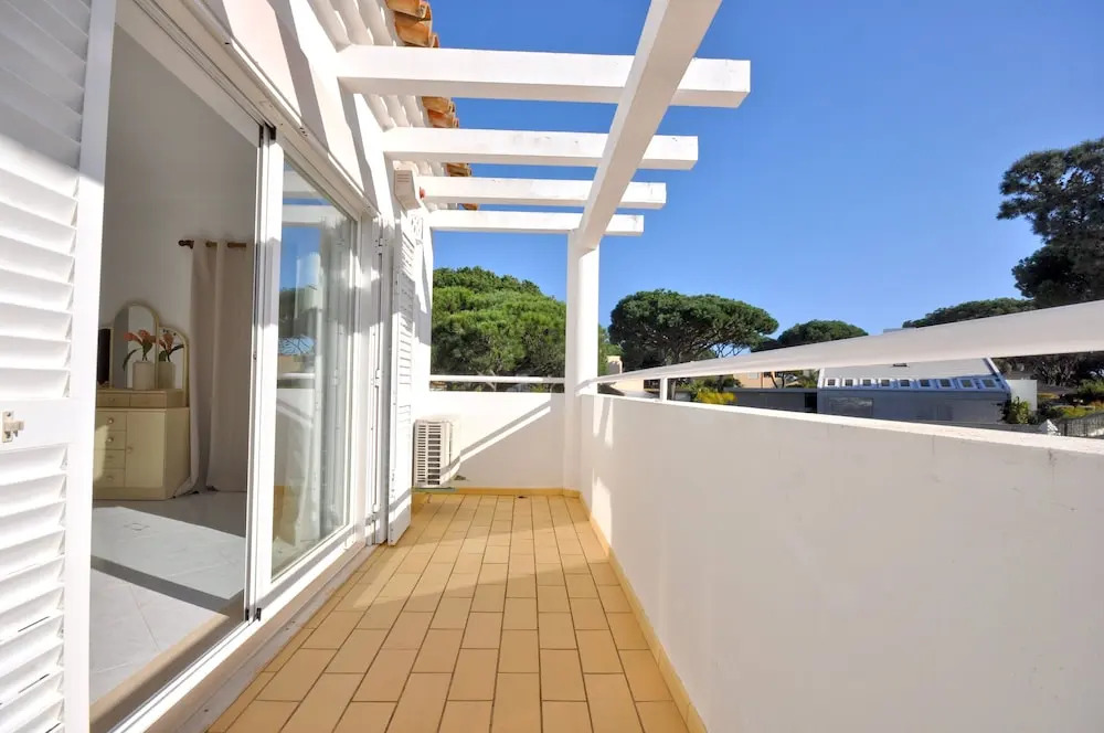 Charming Villa, Private Pool, Walking Distance to Centre, Free AC Wifi