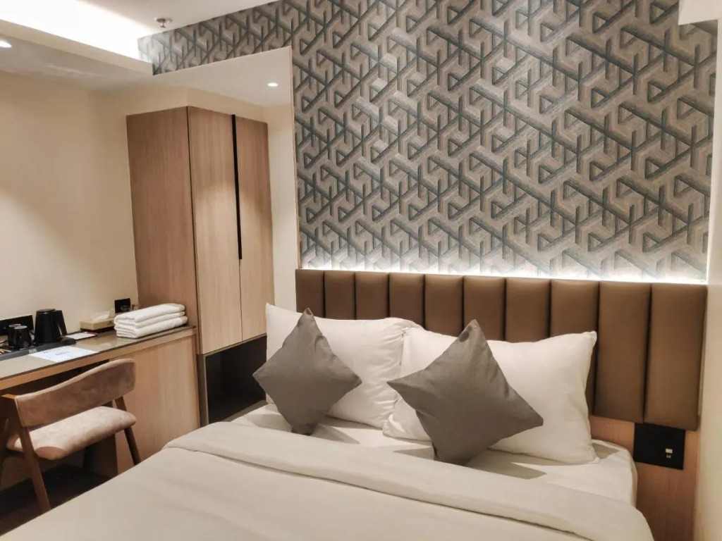 Maxxvalue Hotel MIDC - Andheri