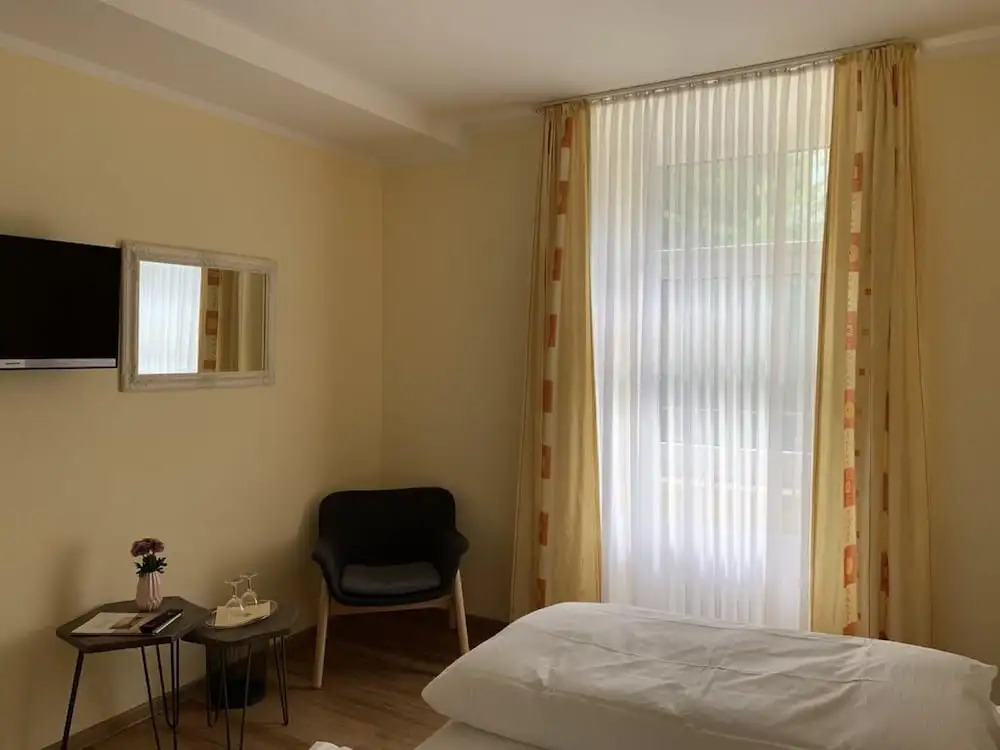 Moselland Hotel im Enderttal Zum Onkel Willi