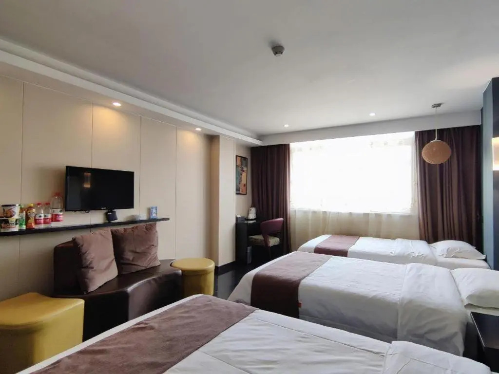 Shankee Hotel (Zhoukou Chuanhui District Red Star Macalline)