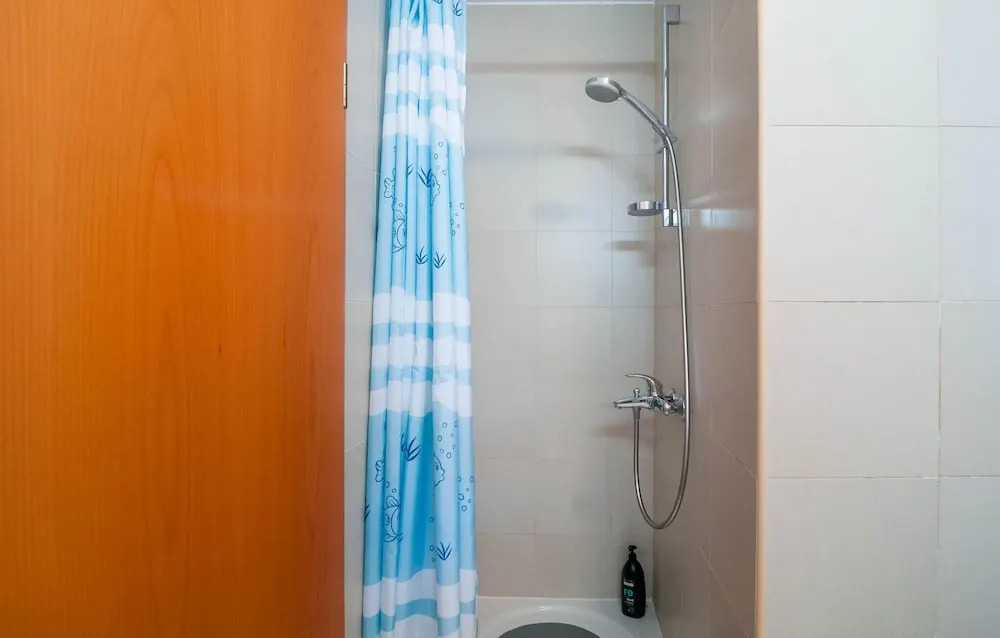 Nice Apartment in Postira With Wifi and 2 Bedrooms