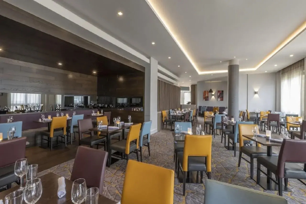 Maldron Hotel Belfast International Airport