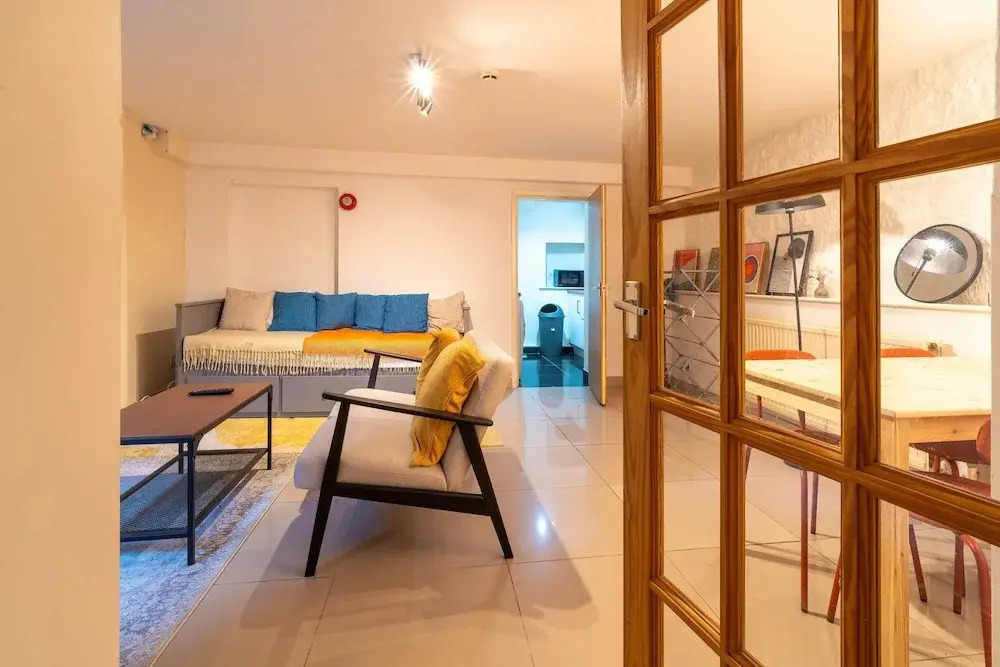 Private 1Bd Flat Near Gloucester Docks