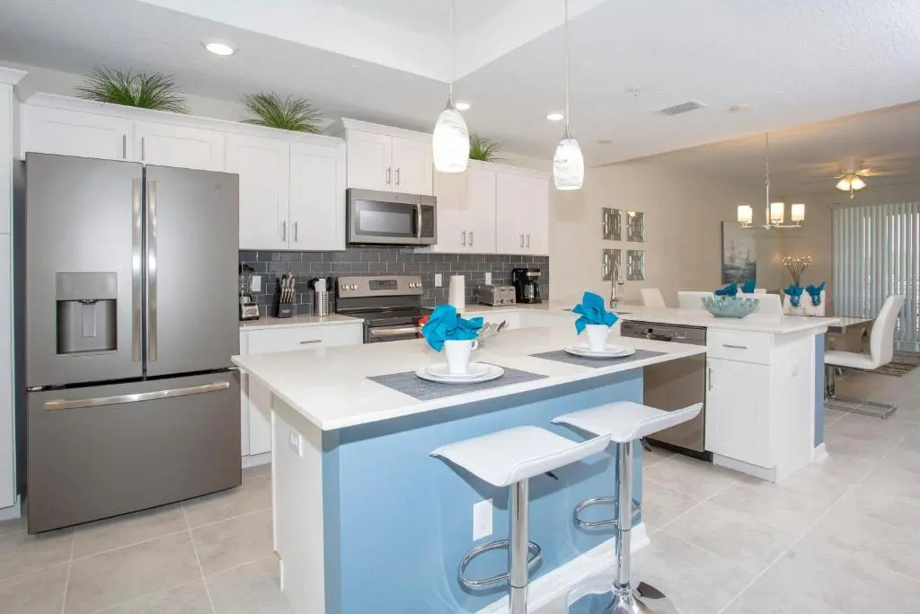 Stunning 2 Bedroom Apartment with AquaPark 304