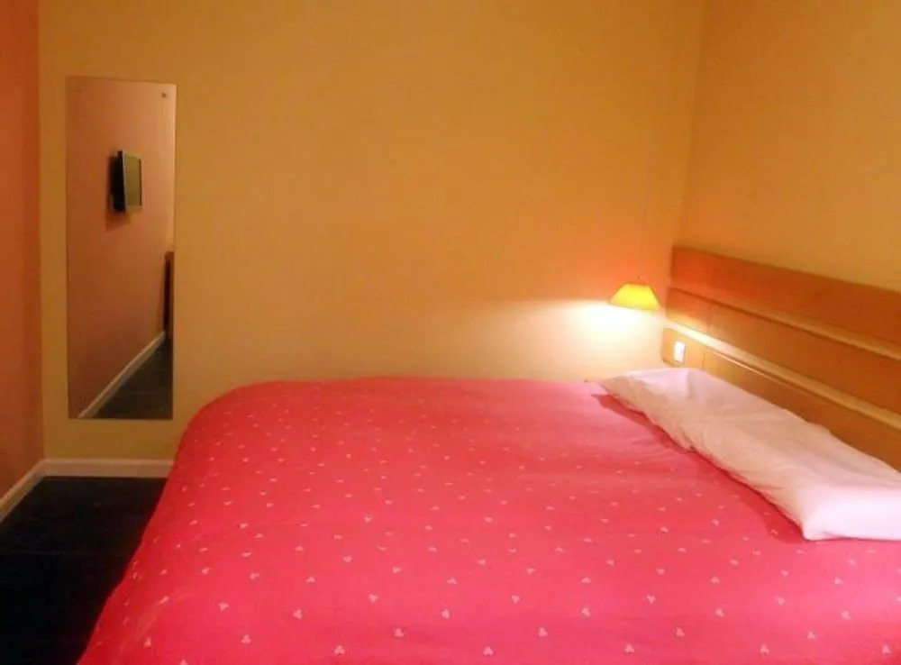 Home Inn Chengdu Jichang Road