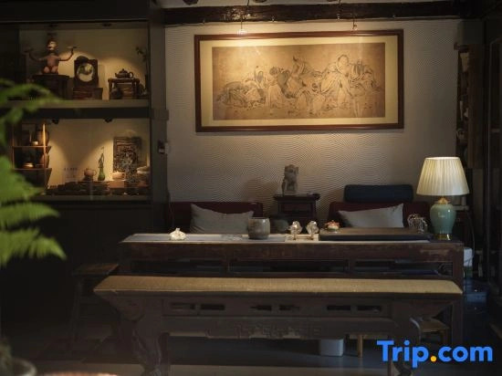 Jinghe North Courtyard (Jianshui Ancient City Small Train Store)