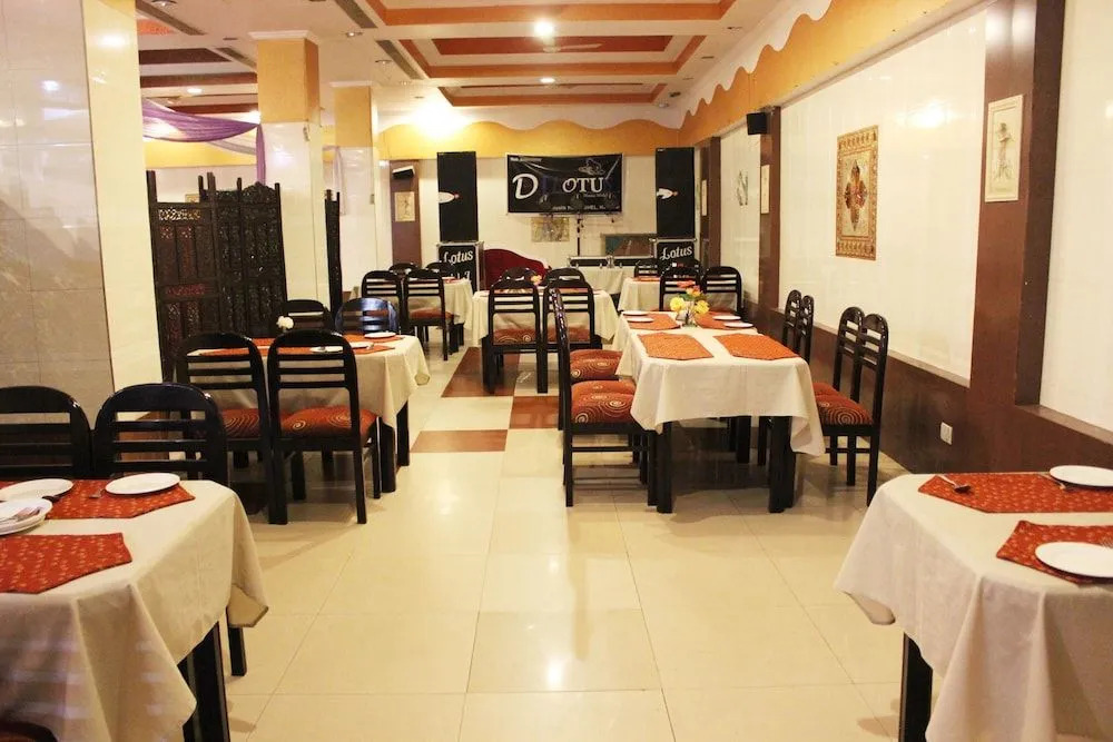OYO 1946 Hotel Vinayak
