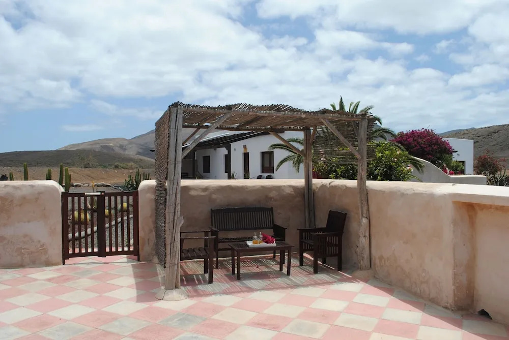 Casa Pilar, Aurora y Tarabilla en Finca Ecológica