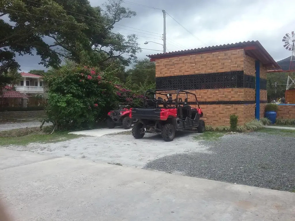 Windmill Hostal