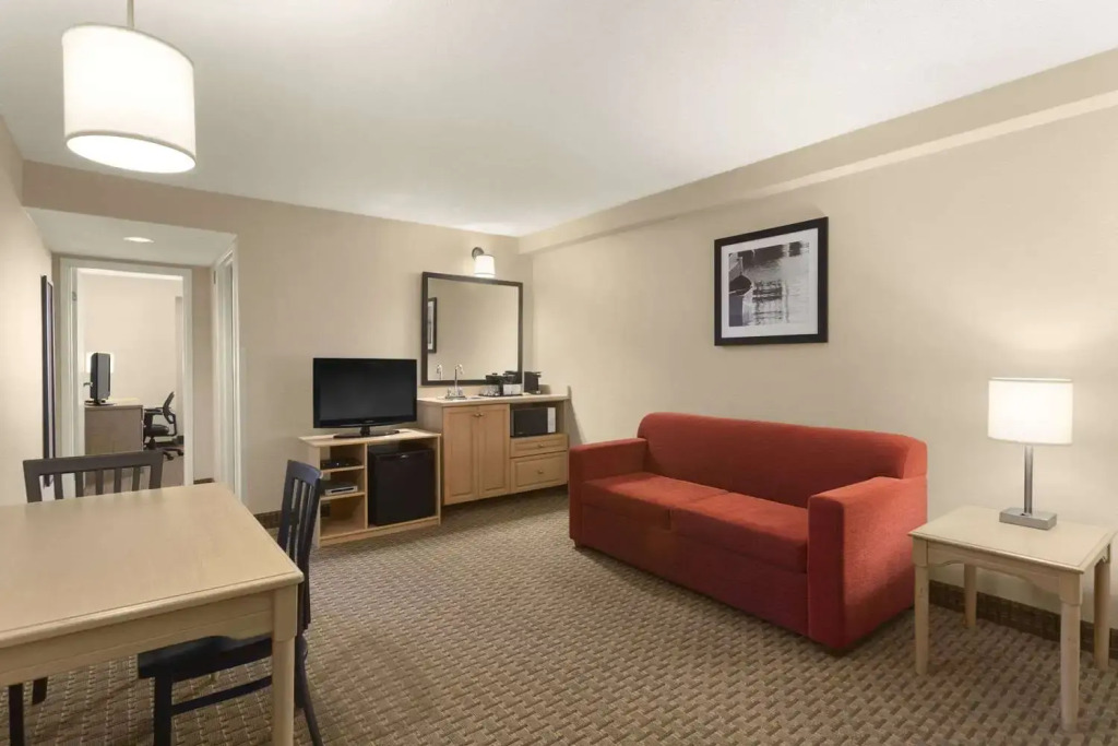 Travelodge Suites Dartmouth