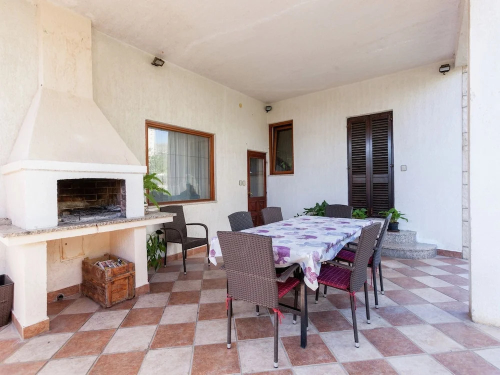 Spacious Holiday Home in Podstrana With Terrace