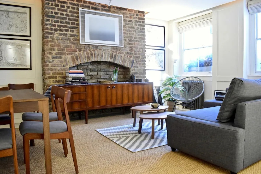 1 Bedroom Apartment Next To Russell Square