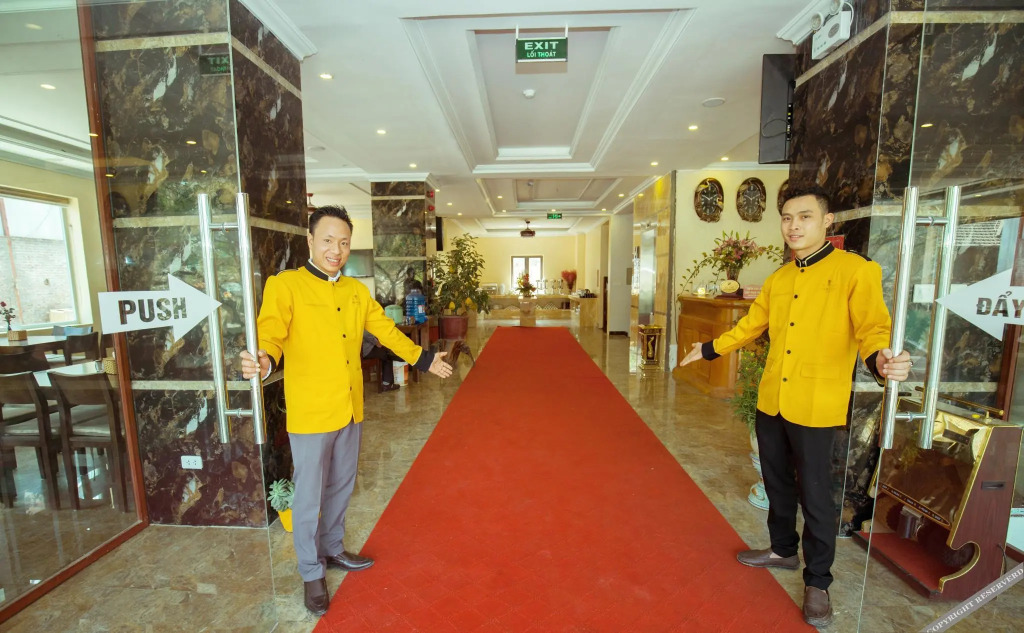 Adam Sapa Hotel