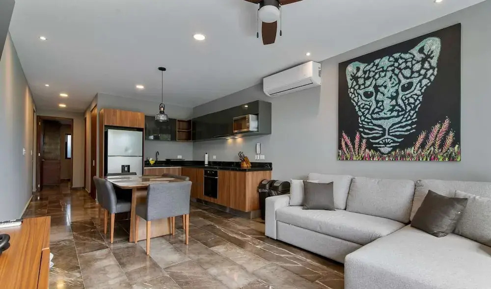 Modern 1 Bedroom Apartment With Luxury Amenities at Paramar Black by Waves