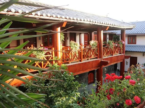 Yishan Mansion Lijiang