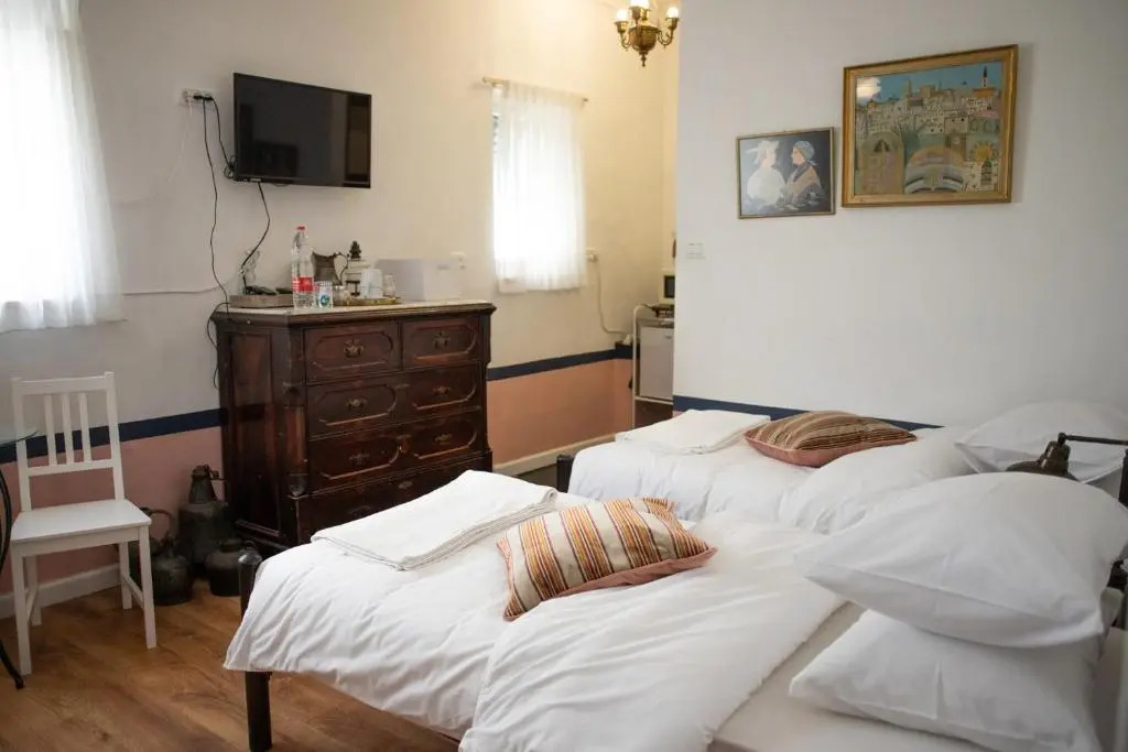 Tzefania Hotel