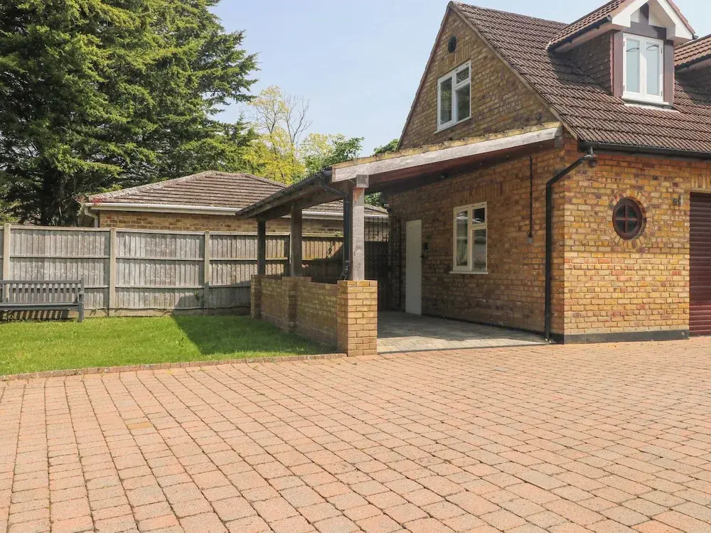 Thames Retreat