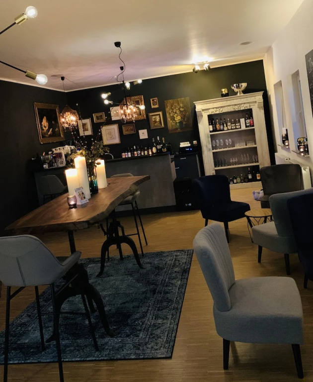 Danilos Boardinghouse