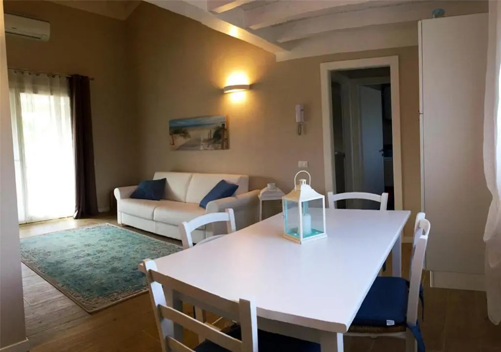 RESIDENCE ELEGANCE ville ed appartamenti a Porto Pino