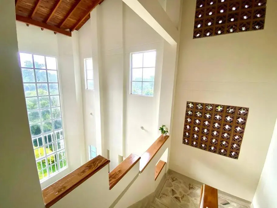 Casa con parking y terraza en sector exclusivo