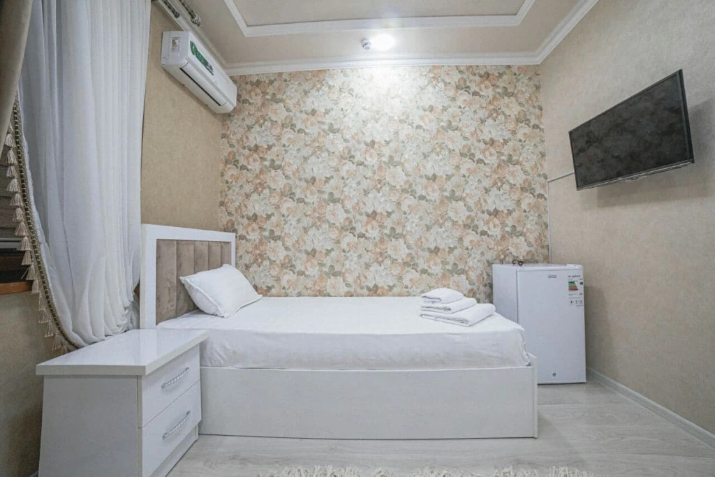 Globus Hotel