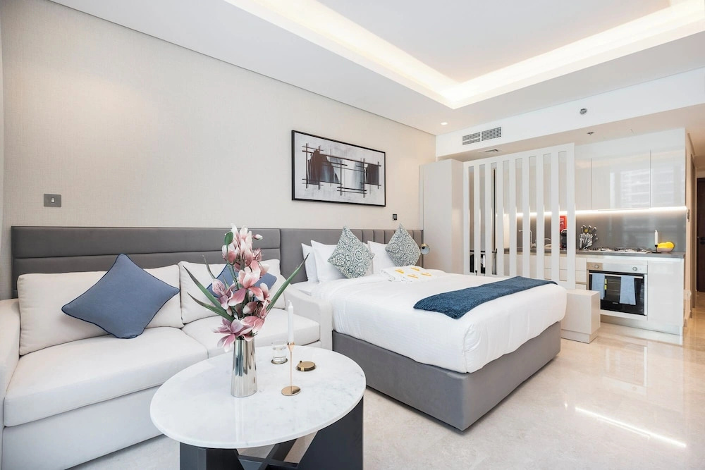 Vogue | Sterling Downtown near Dubai Mall | Burj Khalifa