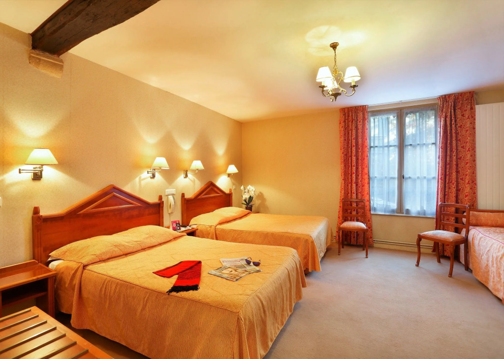 Hostellerie des Trois Pigeons, Paray-le-Monial