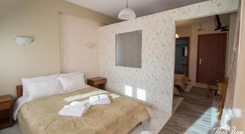 Orama Rooms