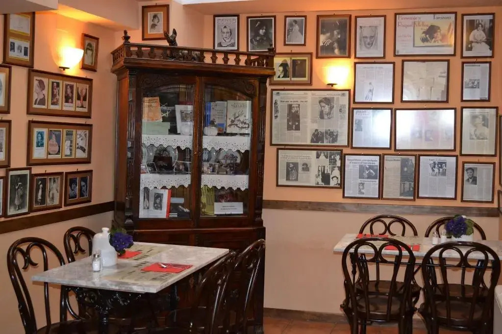 Hostal Santa Agueda