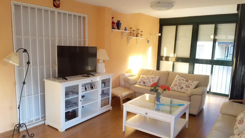 House With 2 Bedrooms in Chipiona, With Pool Access and Terrace - 250