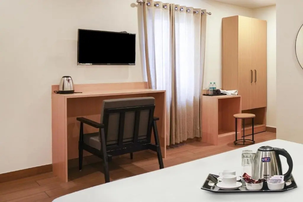Super OYO Townhouse Visakhapatnam