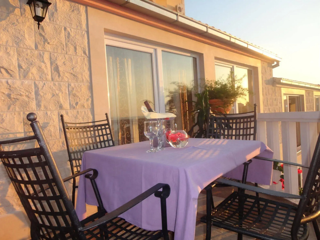 Apartments Zvrko