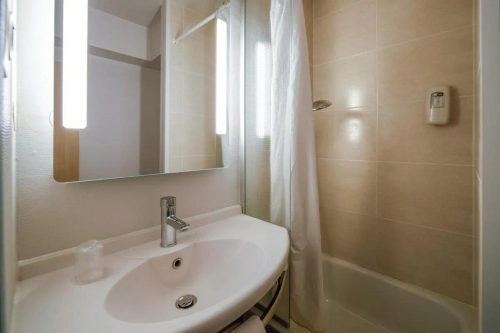 B&B HOTEL Nantes Atlantis Le Zénith 3 étoiles