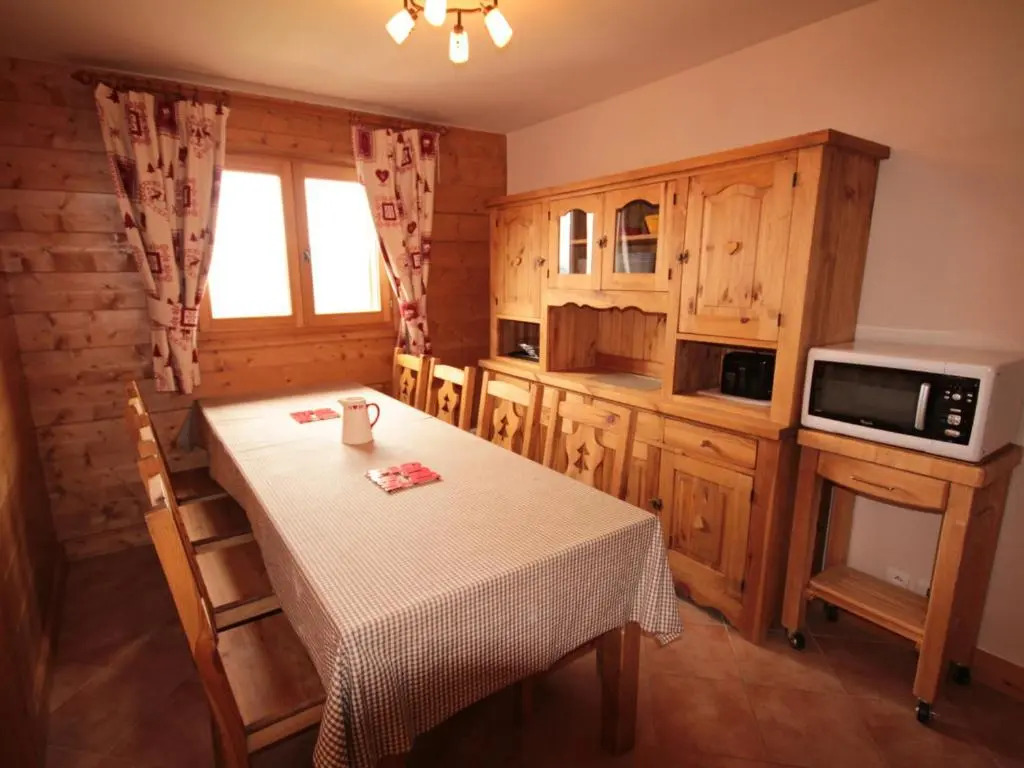 Appartement spacieux 5 pièces, 3 bains, park. - FR-1-293-302