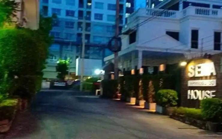 Sena House Paholyothin 30