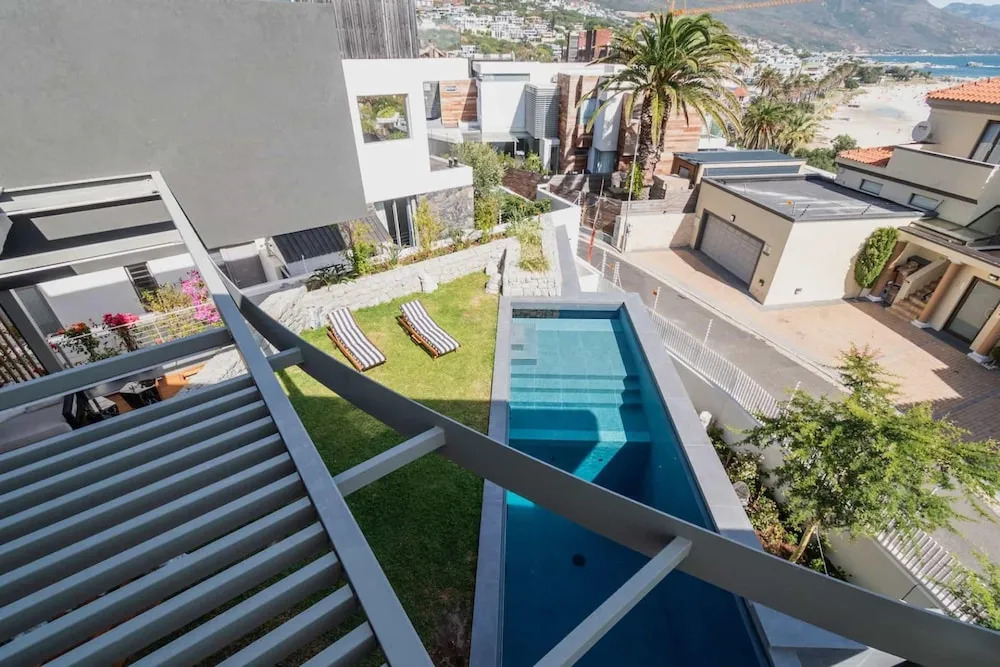 Grand Camps Bay 5bed w Views Pool Gym Villa Serena